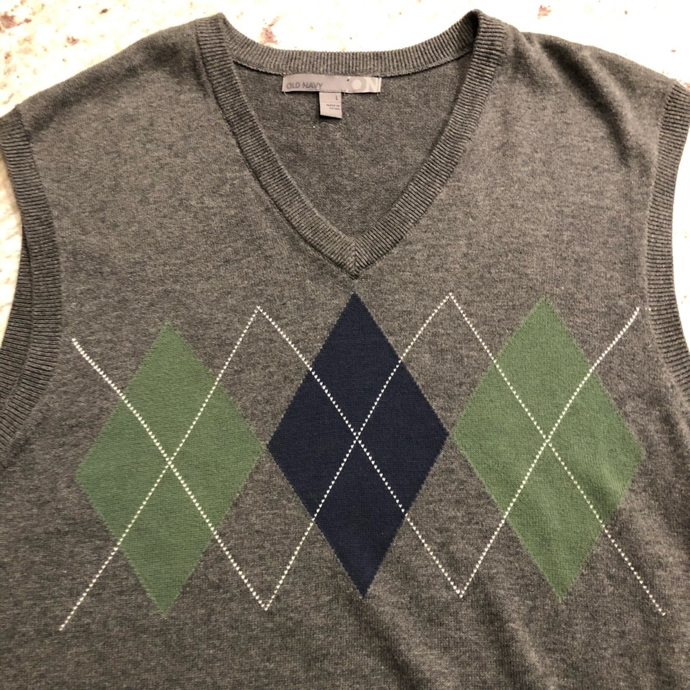 Old Navy sweater vest sz L